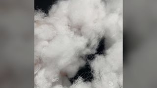 6. 極細の柔らかいほぐし繊維、PCM 温度制御シリコン処理繊維、暖かい衣服用