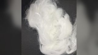 90D * 102MM 模造モヘアステープル繊維、冬の編み糸用の高光沢かさばる繊維