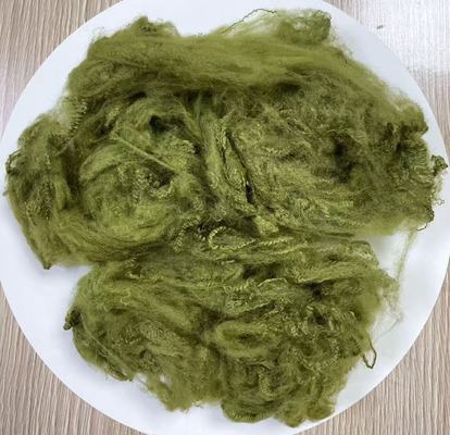 良い価格 Recycled Polyester Staple Fiber with 255-265°C Melting Point in Bright Army Green and High Wrinkle Resistance オンライン