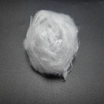 良い価格 再生ポリエステルステープルファイバー 2.5D 51mm 白 高収縮抵抗 オンライン
