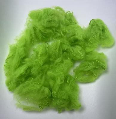 良い価格 Lightweight Recycled Polyester Staple Fiber with Good Chemical Resistance and Qiuxiang Green Color オンライン