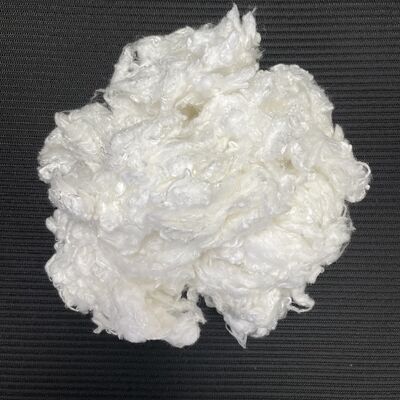 良い価格 柔らかい高 FR リオセルセルロース繊維 1.33D*38MM 耐久性 耐火性 繊維 ホテル用 防火性 繊維 糸 織物 オンライン