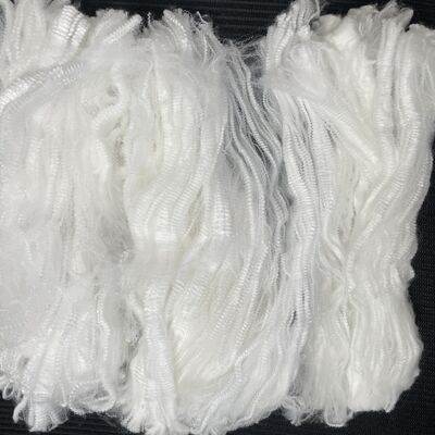 良い価格 半透明ポリエステル 2D トロー 糸の糸編みと繊維用 オンライン
